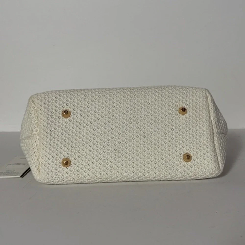 Martha Stewart Crochet Travel Toiletry Makeup Cosmetic Bag White Zipper Gold NWT